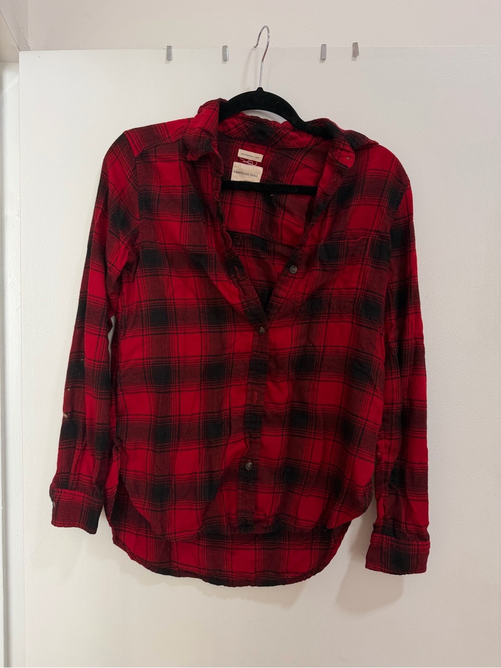 American Eagle Outfitters Red and Black Plaid Shirt